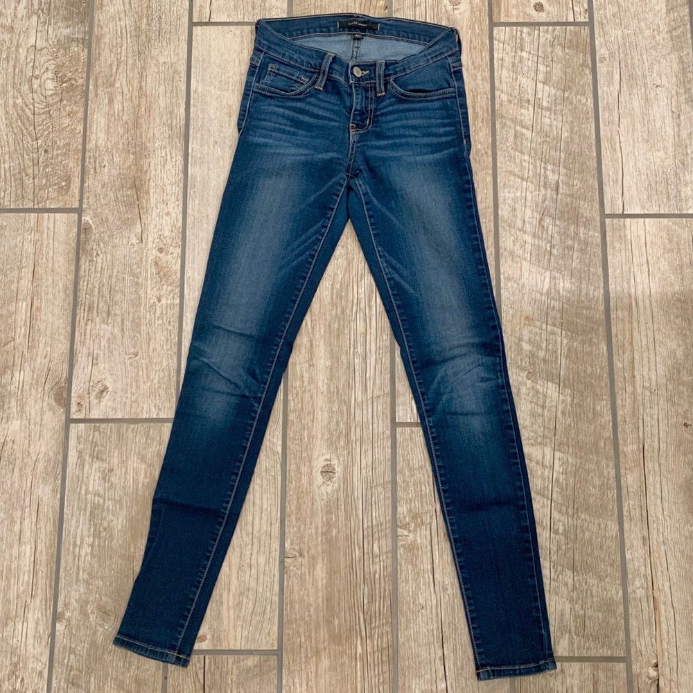 Low rise skinny jeans